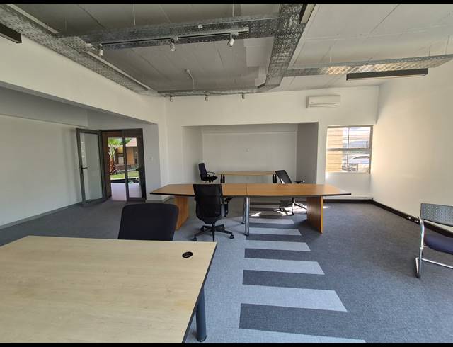 61M² OFFICE TO LET IN RIVONIA